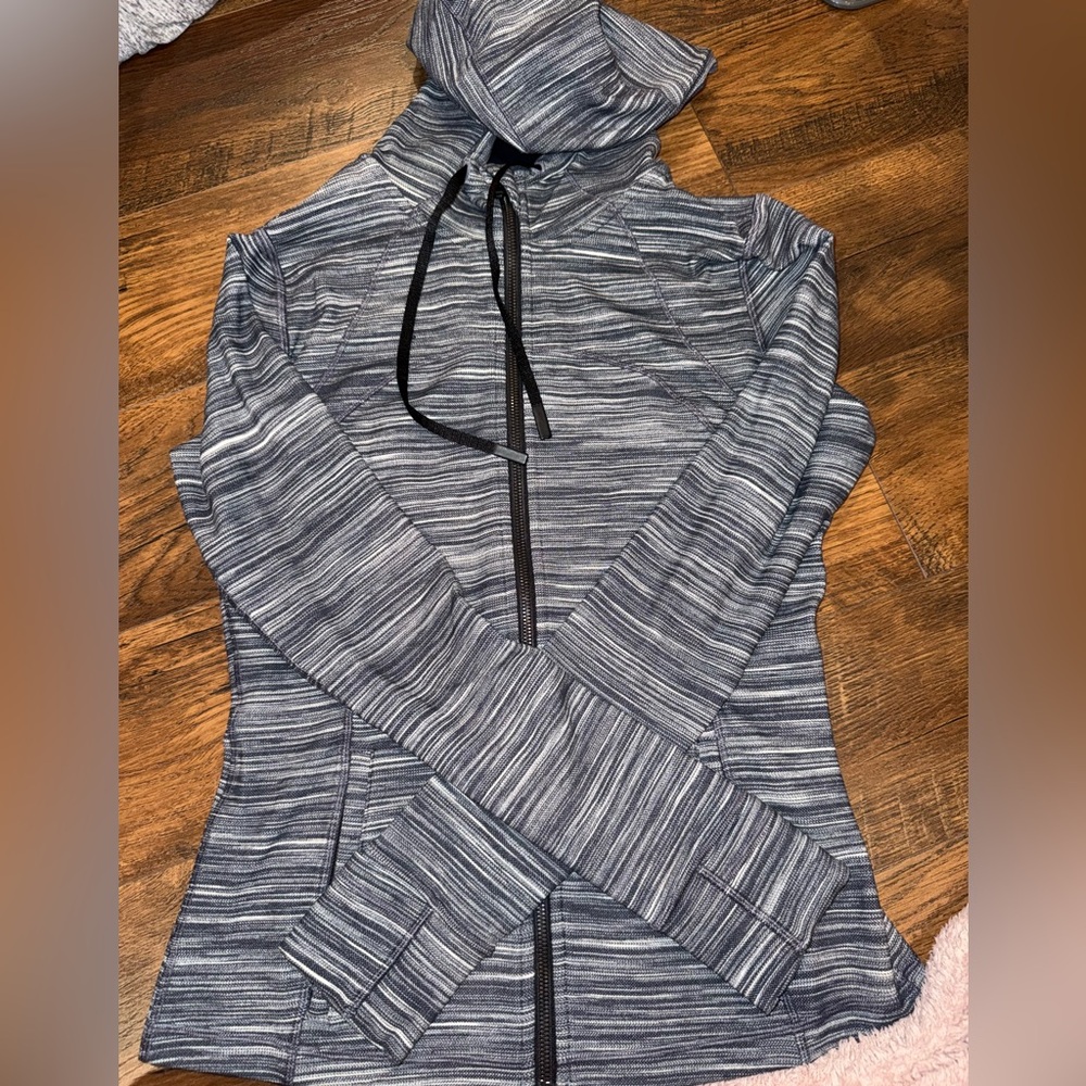 Lululemon Define Jacket - Picture 2 of 3